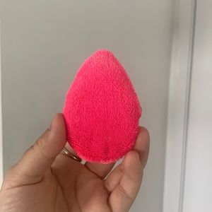 Beauty blender puff